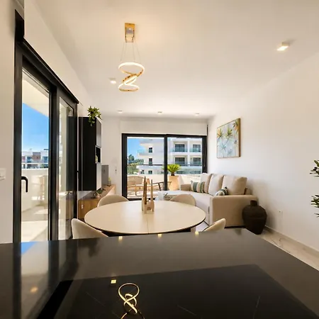 Apartment Amanecer: Pool & Terrace